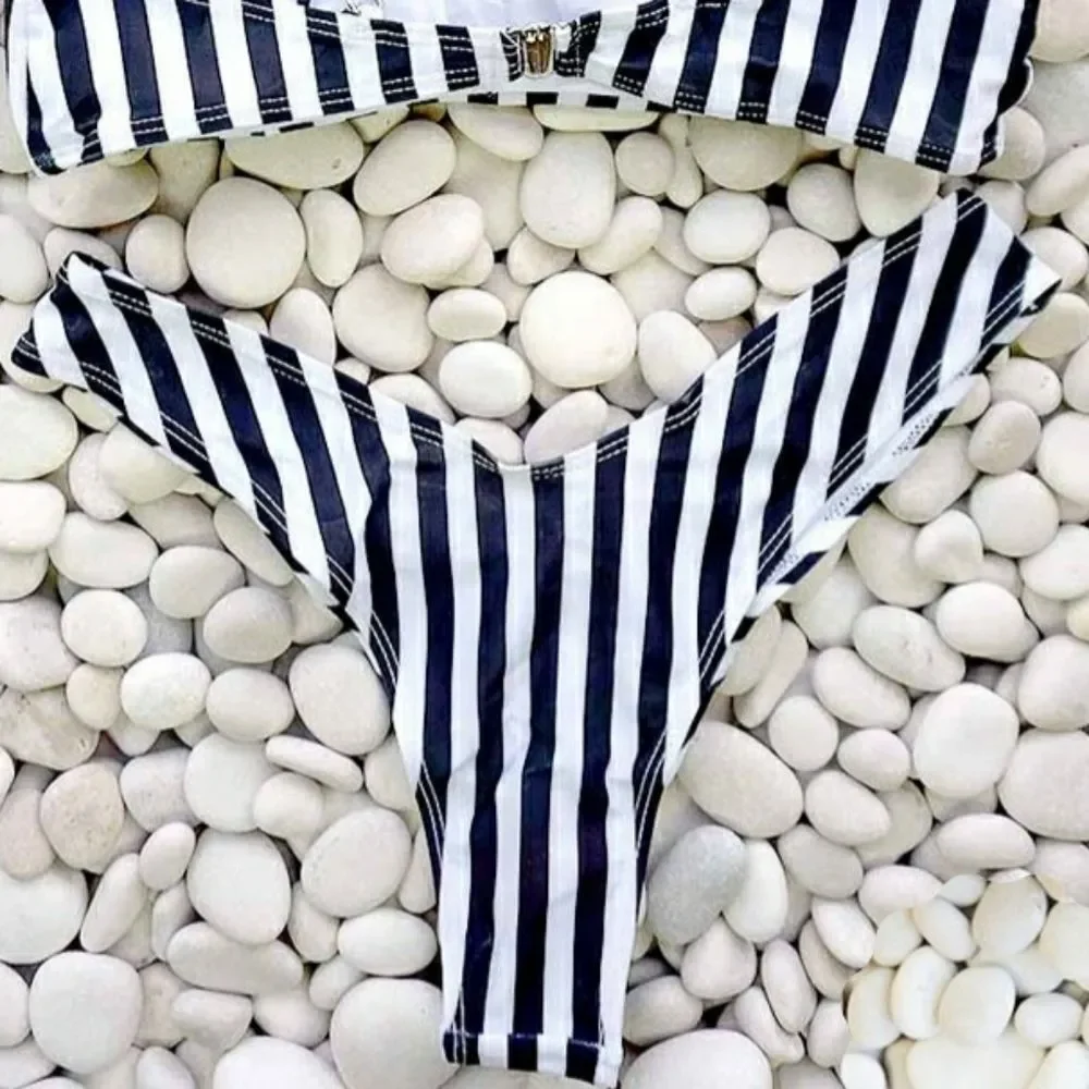 Striped Cheeky Bikini Set - Picture 12 of 12